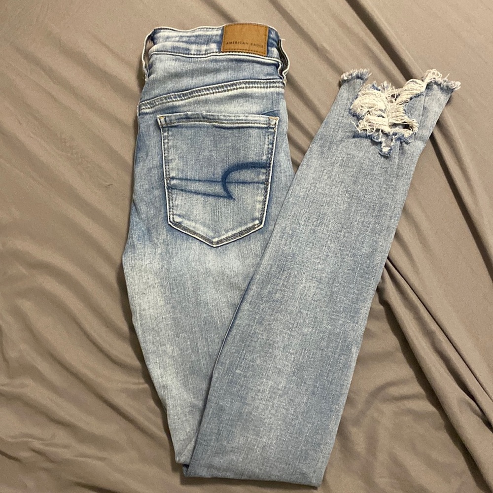 American Eagle Skinny Jeans Distressed